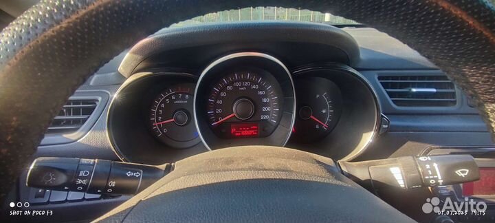 Kia Rio 1.4 AT, 2012, битый, 155 000 км