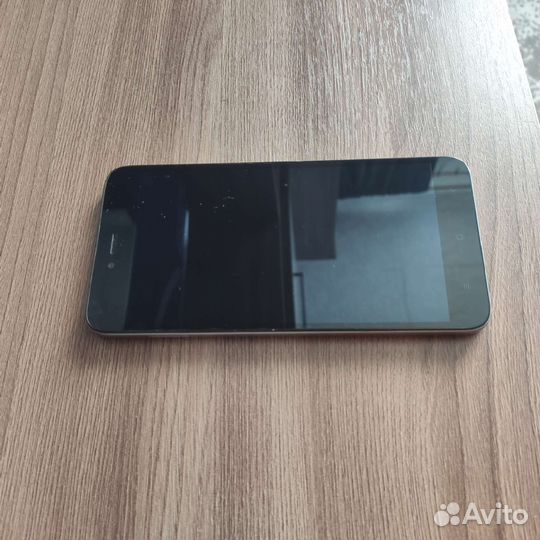 Телeфон Xiaomi Redmi 5A