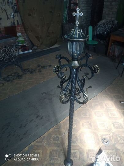 Ритуальные кресты столы лавки вазоны оградки