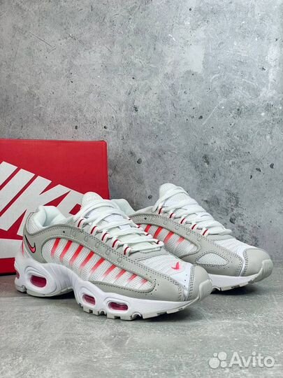 Nike Air Max Tailwind 4