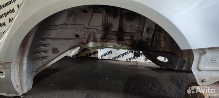 Крыло заднее левое Audi A6 4G CGW 18.04.2011