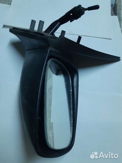 Наружное зеркало правое Ford Fiesta