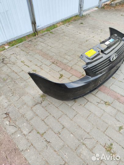 Бампер передний priora 1 бу