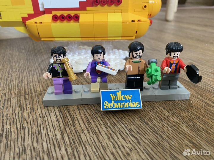 Lego yellow submarine