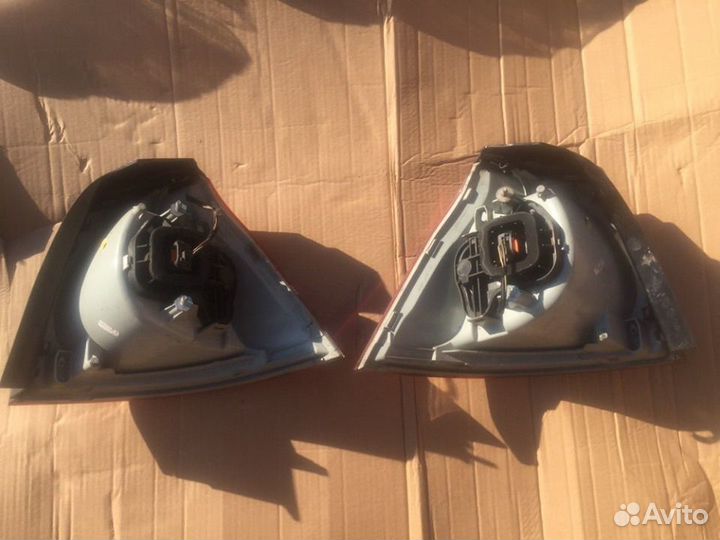 Volkswagen Golf 5 Фонарь задний левый