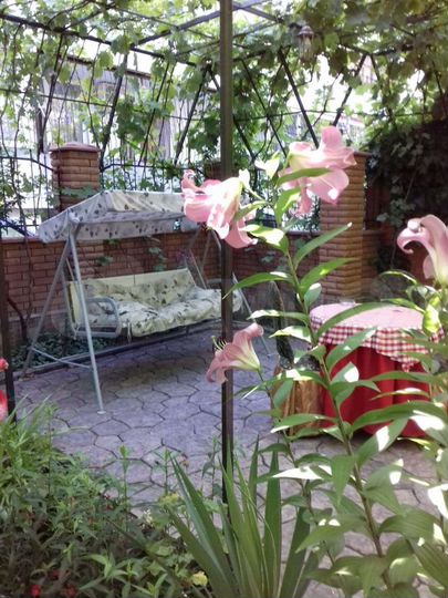 Комната 15 м² в 9-к., 1/4 эт.