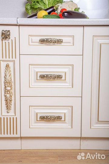 Кухонный гарнитур Ариана бежевая/золото