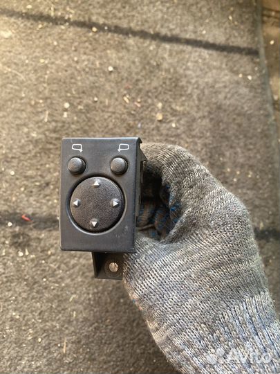 Джостик регулировки зеркал ауди а6 100 с4