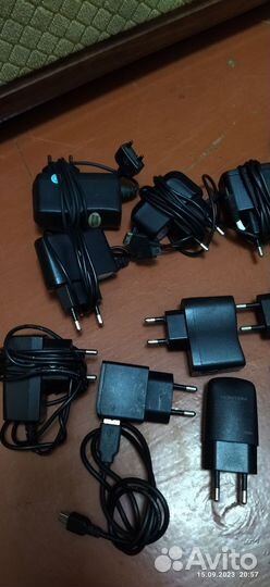 Зарядка для телефона