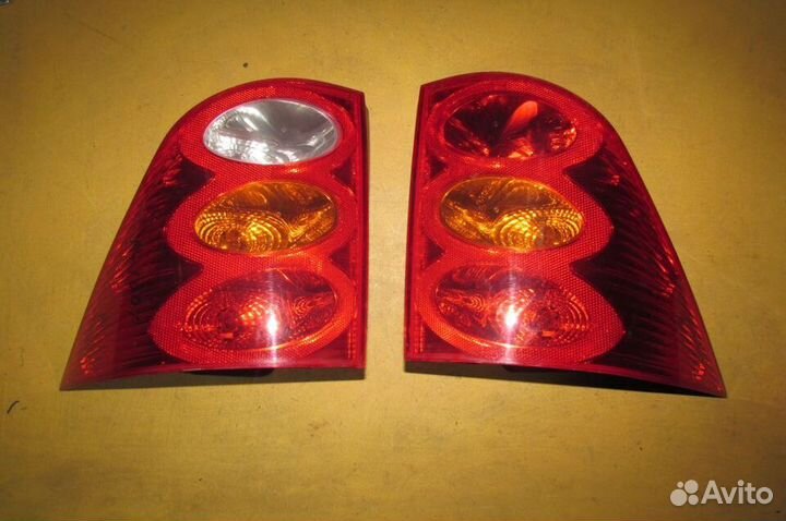 Фонарь Пежо 1007 / Peugeot 1007