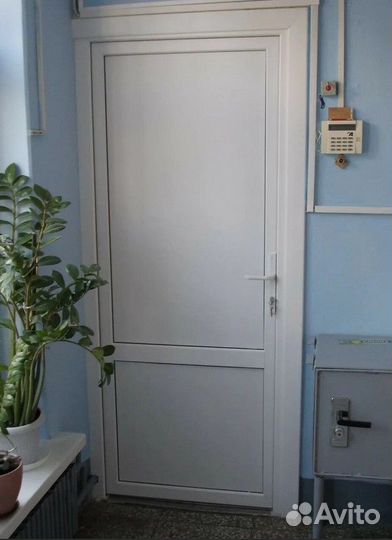 Пластиковые двери