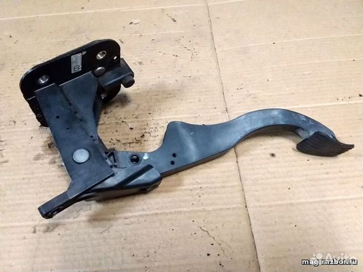 Педаль сцепления Chevrolet Lacetti 2008