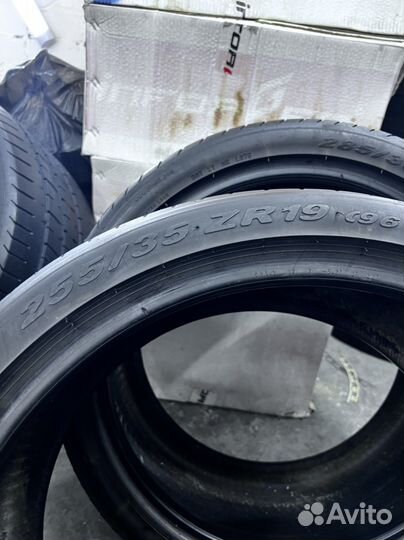 Pirelli P Zero 255/35 R19 и 285/35 R19