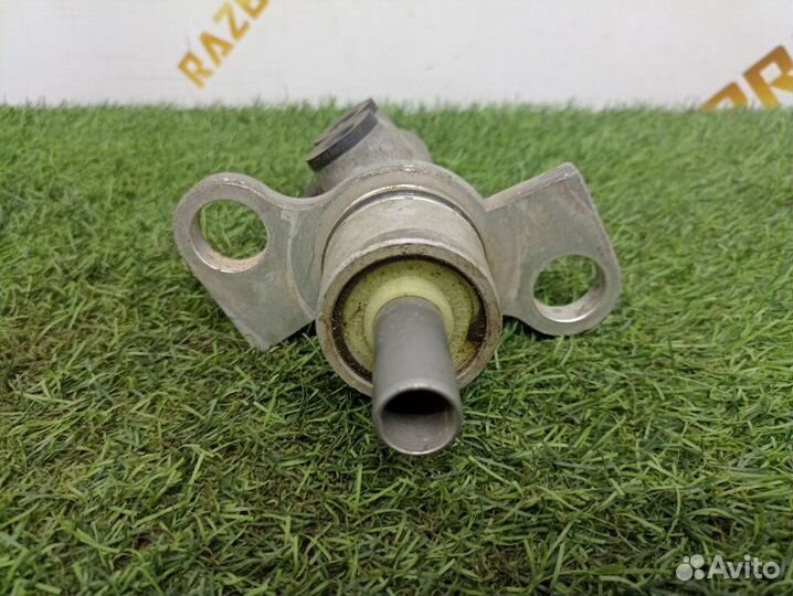 Цилиндр тормозной главный, гтц Volkswagen Passat