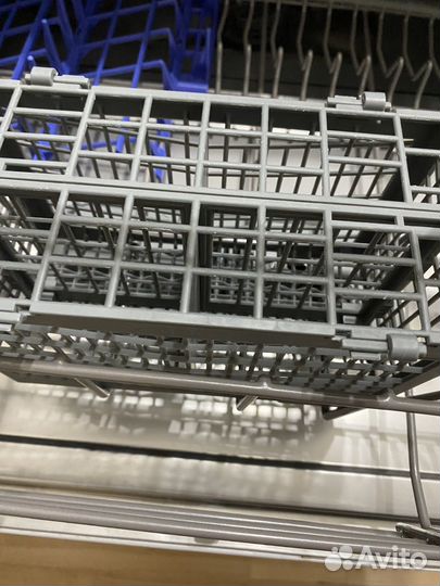 Компактная посудомоечная машина Comfee cdwc550W