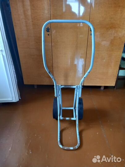 Тележка для перевозки лодочных моторов