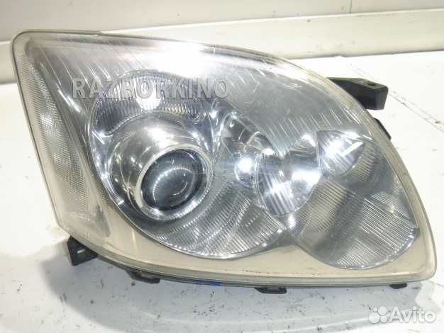 Блок фара правая Toyota Avensis 2 T250