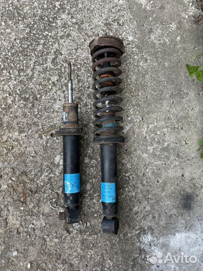 Стойки задние BMW 5 E28