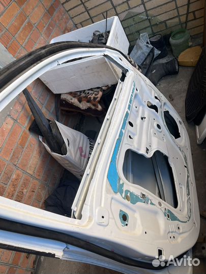 Chevrolet cobalt дверь