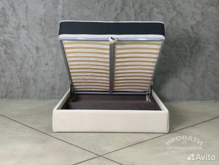 Кровать новая двуспальная дизайнерская с мягким изголовьем 200x200