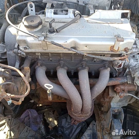 Двигатель mitsubishi Carisma