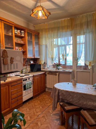 3-к. квартира, 70 м², 5/9 эт.