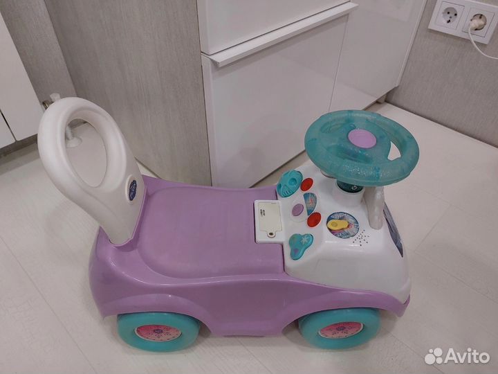 Машинка-каталка Frozen