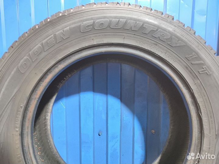 Toyo Open Country I/T 235/65 R17