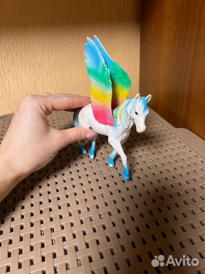 Пегас фигурка