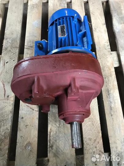 Редуктор тсн 00.760 (запчасти)