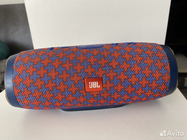 Колонка jbl