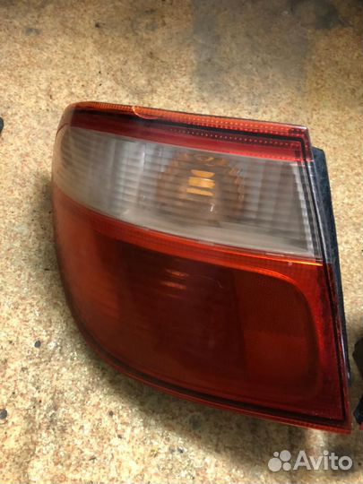 Задние фонари в стойки на nissan bluebird sylphy