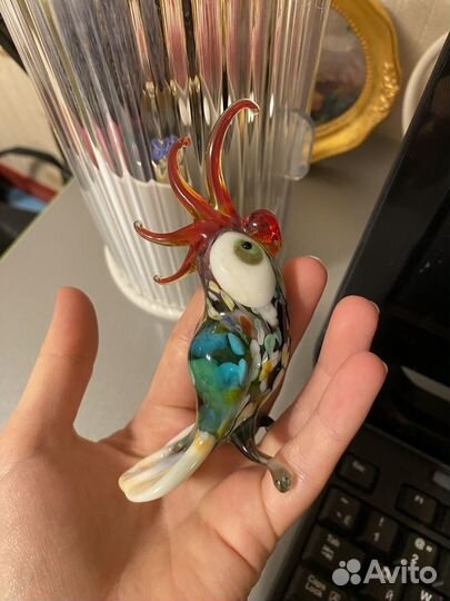 Статуэтка попугай