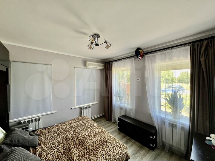 Дом 63 м² на участке 3 сот.