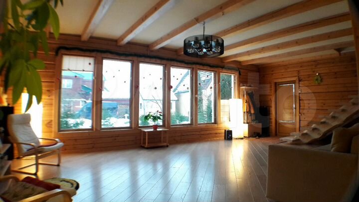 Дом 250 м² на участке 15 сот.