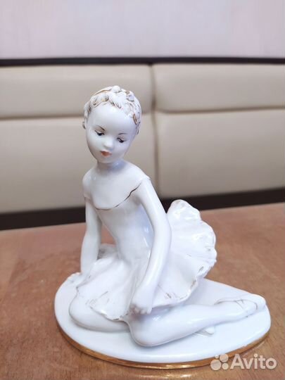 Фарфоровая статуэтка ссс, юная балерина 