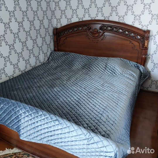 Спальный гарнитур новый