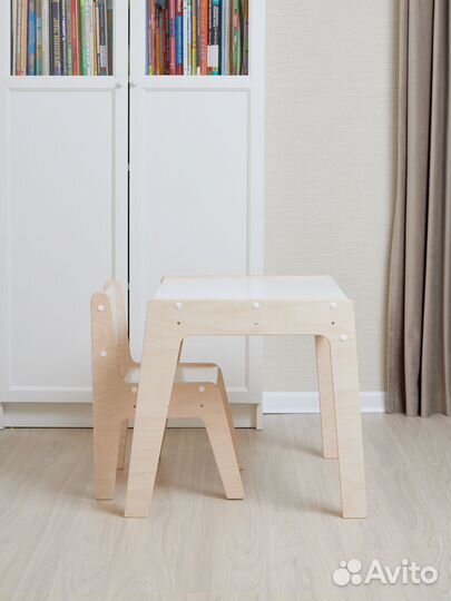 Растущий стол + растущий стул для детей новый