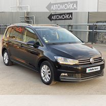 Volkswagen Touran 1.6 AMT, 2019, 130 000 км, с пробегом, цена 1 550 000 руб.