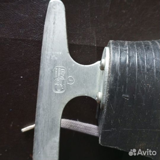 Коньки фигурные