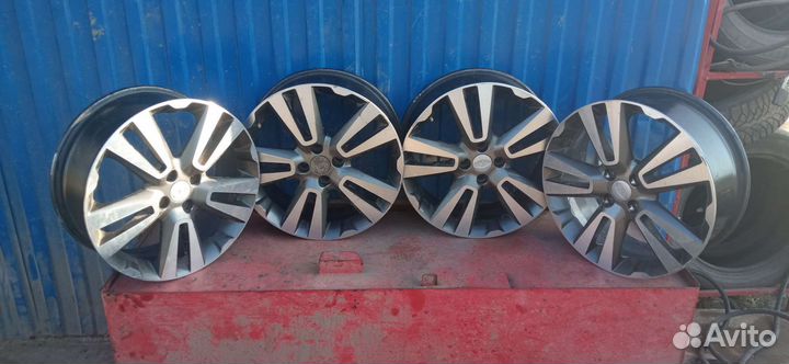 Литые диски r17 4x100