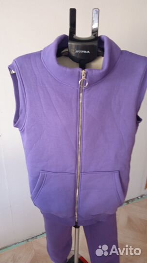 Костюм спортивный