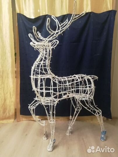 Фигуры из проволоки уличные