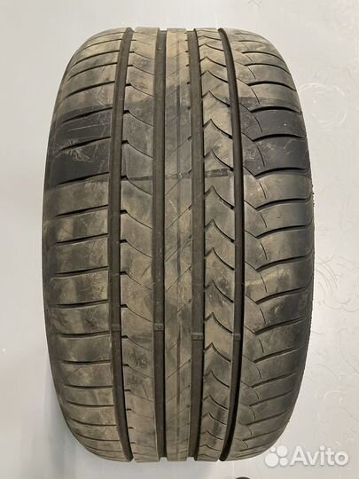 Goodyear EfficientGrip 245/45 R19 и 275/40 R19 101Y