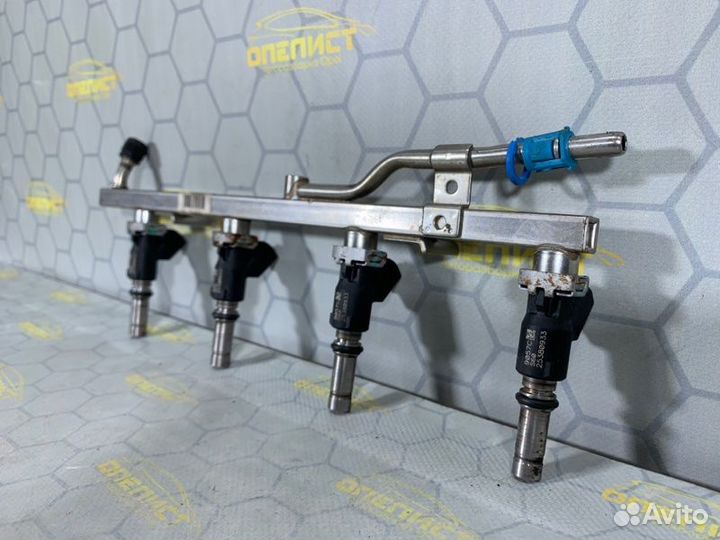 Форсунки с рампой Opel Zafira B Z16XE1