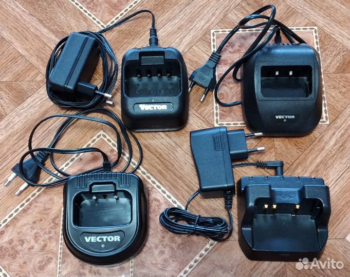 Зарядное устройство к рациям Vector, Vertex