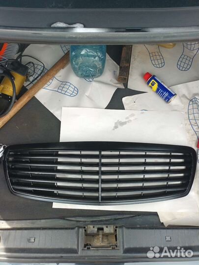 Решетка радиатора mercedes w211