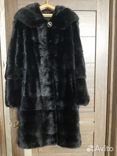 Шуба норковая с капюшоном 42 44