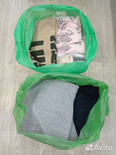 2 пакета вещей на девушку/женщину 52-54