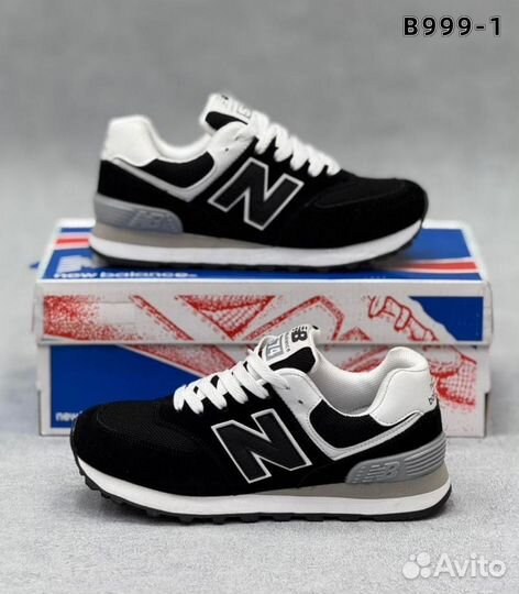 Кроссовки женские